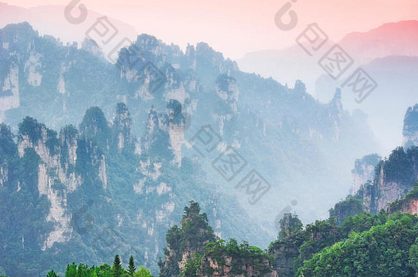 景观不寻常的岩石形成张家界森林公园湖南省中国