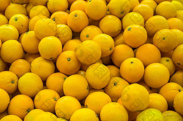 新鲜的橙色出售市场农业水果产品