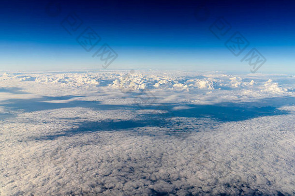 空中视图地球地球脚高度
