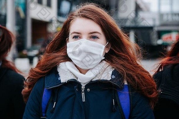人医疗保护面具街城市科维德流感大流行冠状病毒