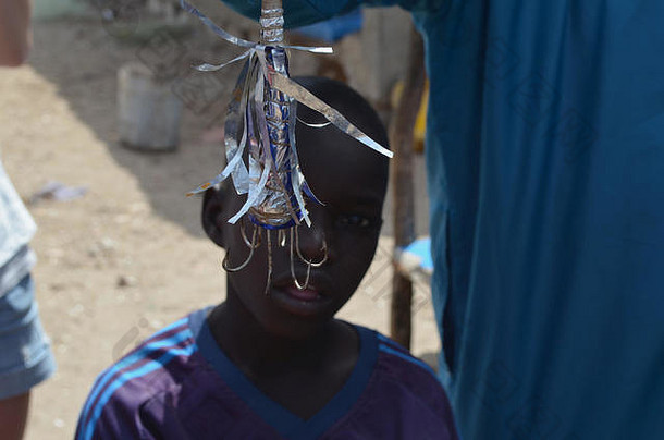 Turlutte，塞内加尔手工渔民用来捕捉章鱼的改良夹具