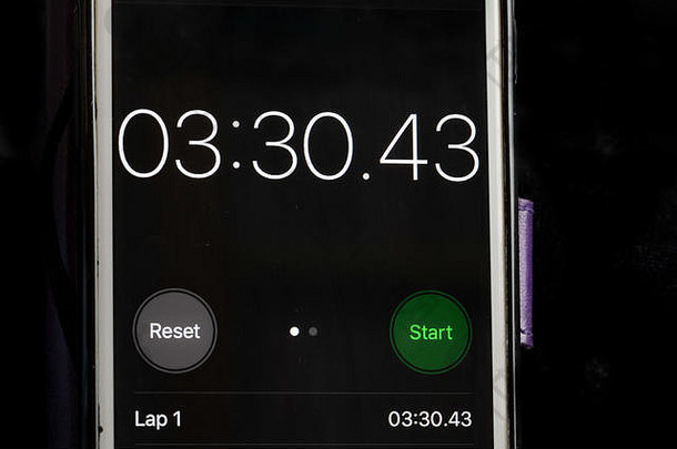 智能手机上的秒表显示时间为3分30秒