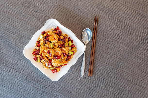 四川辣的炒虾腰果坚果成都重庆烹饪中国人食物平躺摄影