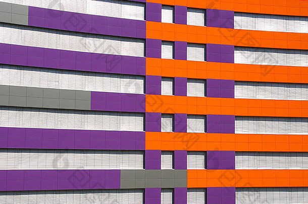 紫色的橙色办公室建筑