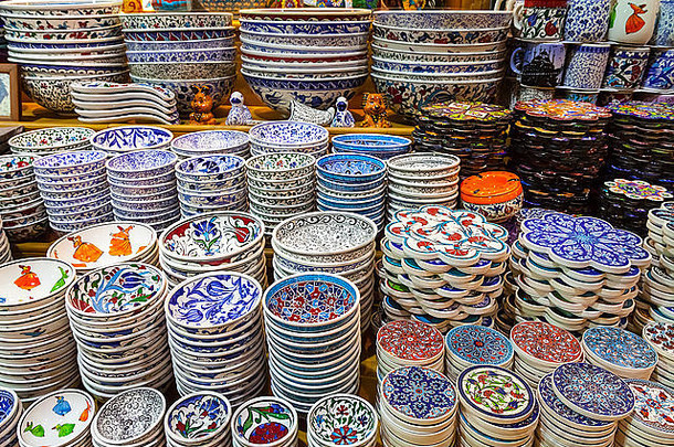 经典土耳其陶瓷市场大集市
