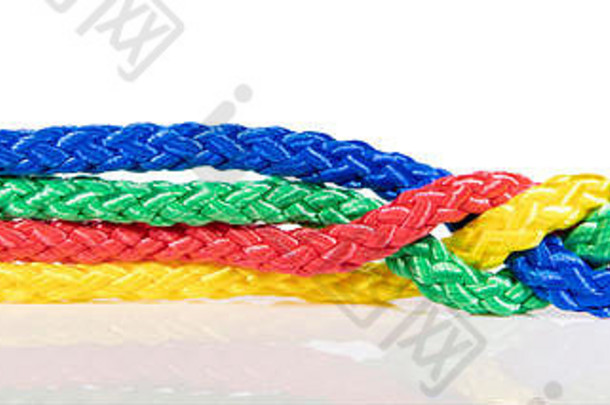 全景色彩斑斓的绳子连接概念合作凝聚力