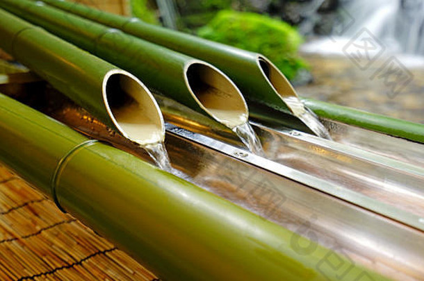 关闭竹子装饰传统的日本Zen