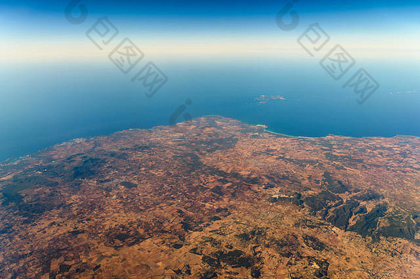 海拔10.000米处的帕尔马-德马略卡岛和巴利阿里海