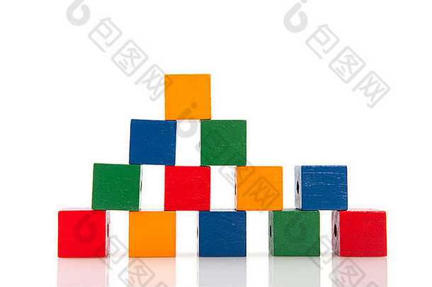 建筑房子色彩斑斓的堆放玩具块