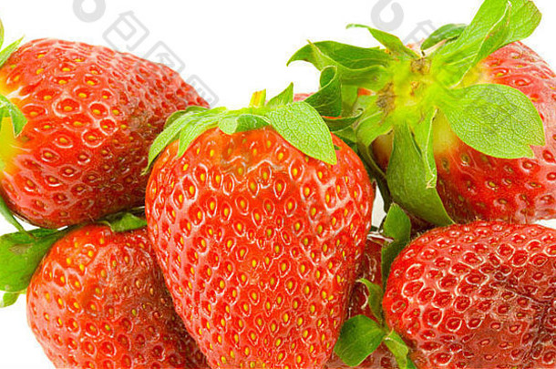 包草莓孤立的白色背景
