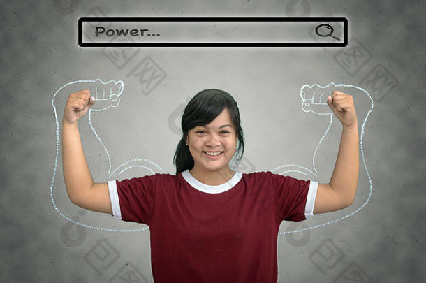 亚洲强大的女孩十几岁的浏览互联网搜索酒吧权力头墙背景健康概念
