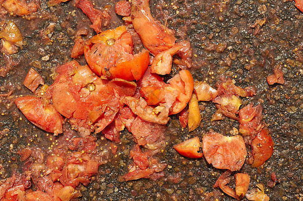 压扁腐烂的西红柿剩下的番茄打架彼得斯顿番茄节日彼得斯顿宾西法尼亚美国