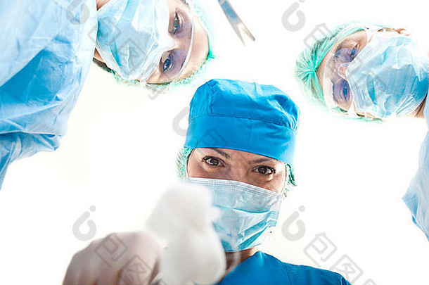 外科医生外科手术工具病人操作