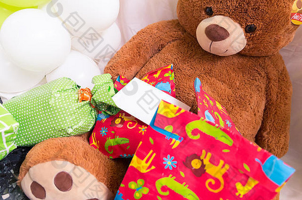 泰迪熊包装礼物气球白色卡