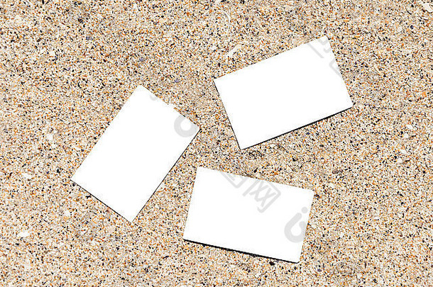 白色空白业务卡片海滩沙子夏天