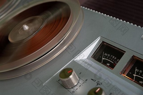 古董卷对卷球员磁带录音机线轴筒子磁带录音机