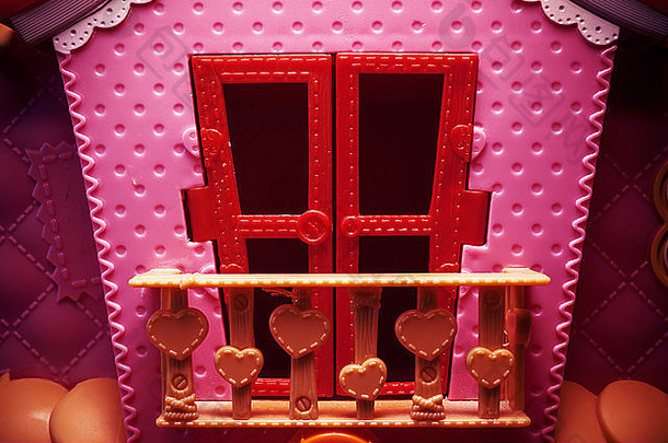 玩具细节甜蜜的粉红色的房子外