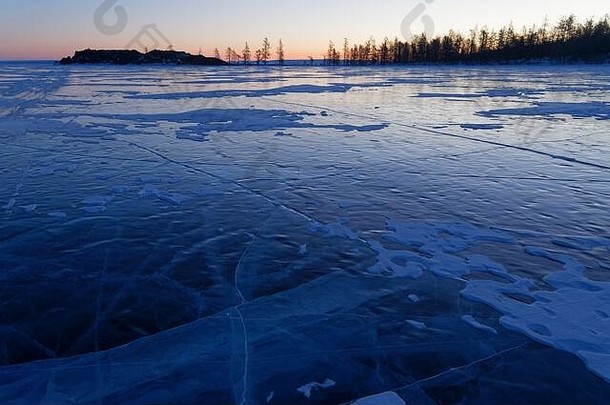 日出霍夫斯戈尔湖冬天蒙古