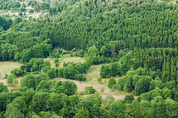 法国阿尔萨斯Vosges山脉周围的风景