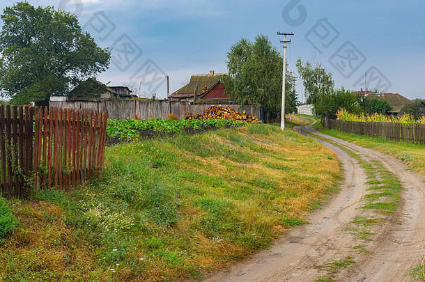 秋天的风景地球路街道boromlya村苏姆斯卡娅州乌克兰