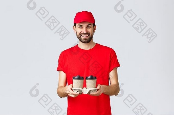 食物交付检疫保持首页订单在线概念微笑快递红色的帽t恤带咖啡客户员工将