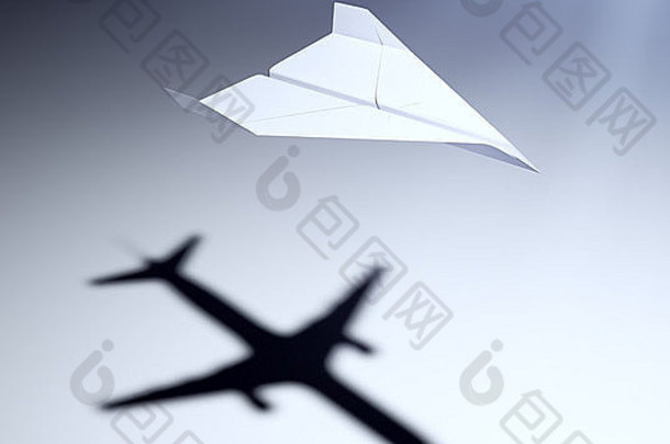纸飞机铸造影子喷气式飞机愿景愿望概念插图