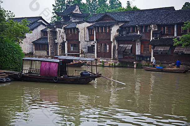 河畔的中国古村落