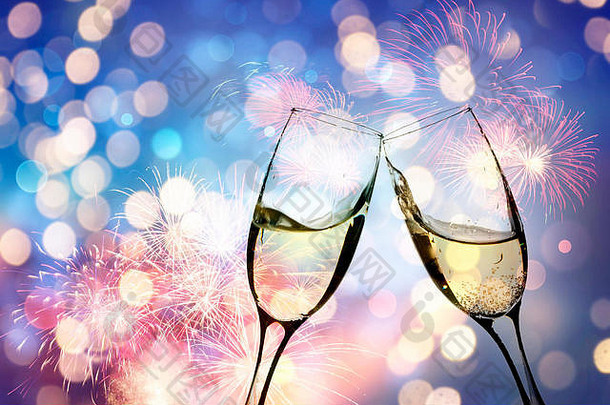 眼镜香槟烟花假期灯庆祝一年
