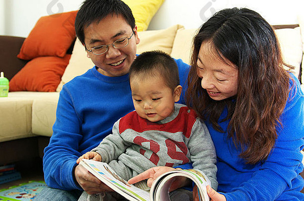亚洲家庭阅读