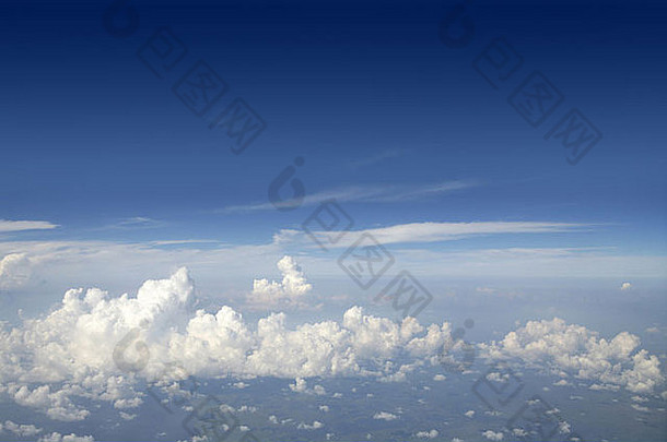 蓝色的天空视图飞机飞机白色云