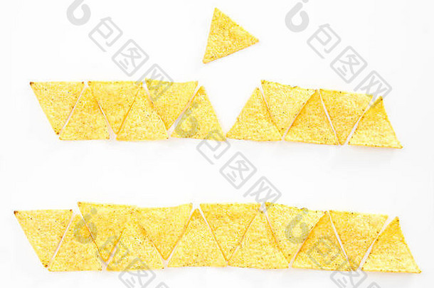 脆皮nacho芯片白色背景