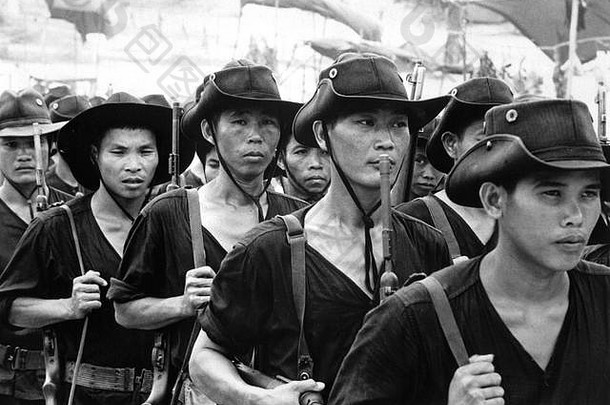 这些来自南越44个省的年轻人将在国家培训中心接受13周的培训后返回家乡。他们的工作是帮助村民自助。约1970年。（USIA）确切拍摄日期未知NARA文件#：306-MVP-14-6战争与冲突手册#：3