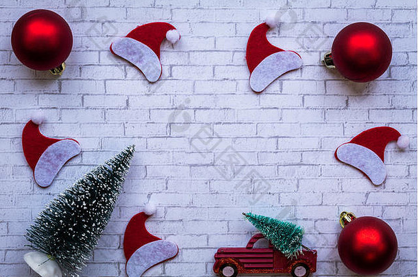 假期圣诞节冬天生活概念木董事会常绿红色的饰品平躺房间文本复制