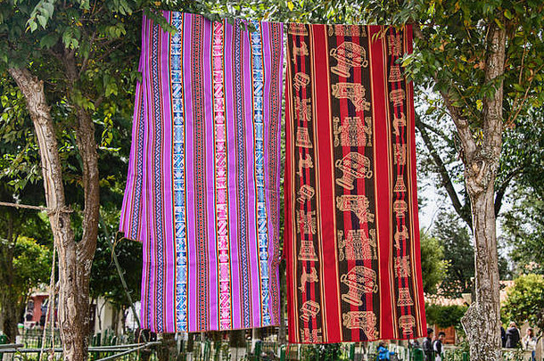 传统的yampara纺织品出售塔拉布科玻利维亚