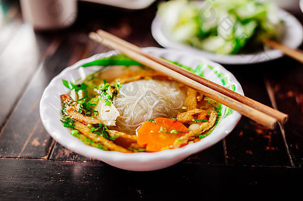 素食面条汤越南传统菜肴