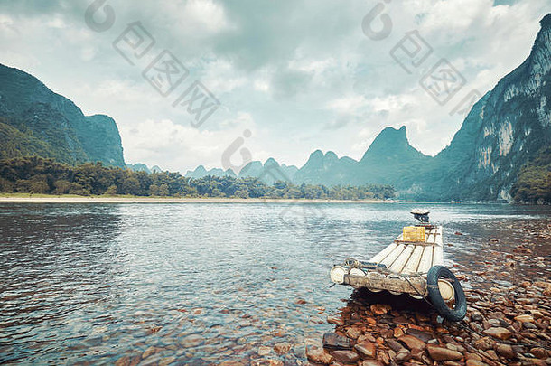 复古的健美的图片竹子筏河xingping中国
