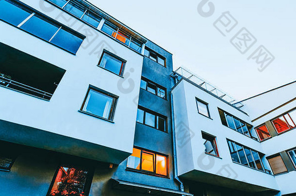 现代住宅公寓平面建筑外观详图