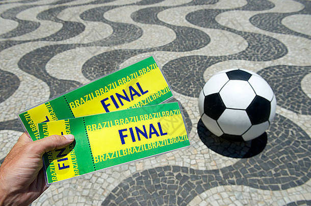 手持有一对票最后事件科帕卡巴里约1月巴西