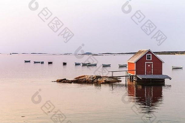 加拿大纽芬兰和拉布拉多福戈岛倾斜渔村