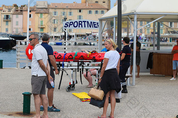 瑞士晕船巴塞尔III-事故-法国圣特罗佩斯港-吉拉利亚-<strong>劳力士</strong>帆船赛-2019年6月9日下午16:38，信用照片伊洛娜·巴纳