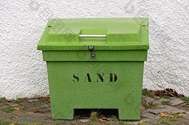大绿色沙子盒子冬天毅力