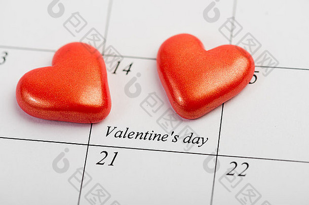 日历页面红色的心2月圣情人节一天