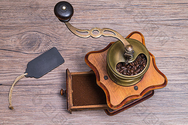 图为俯视图中带有标题栏的咖啡研磨机