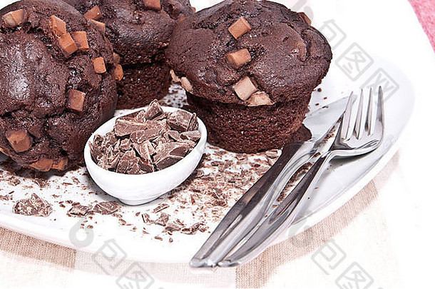 自制的巧克力松饼块巧克力餐具板