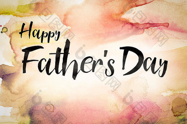 “父亲节快乐”这个词用黑色颜料写在彩色水彩画的背景上。