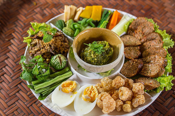 专业食物北部泰国南省