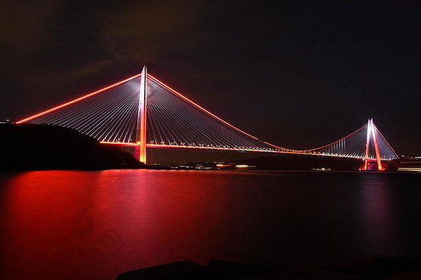 伊斯坦布尔Yuz Sultan Selim Bosphorus大桥