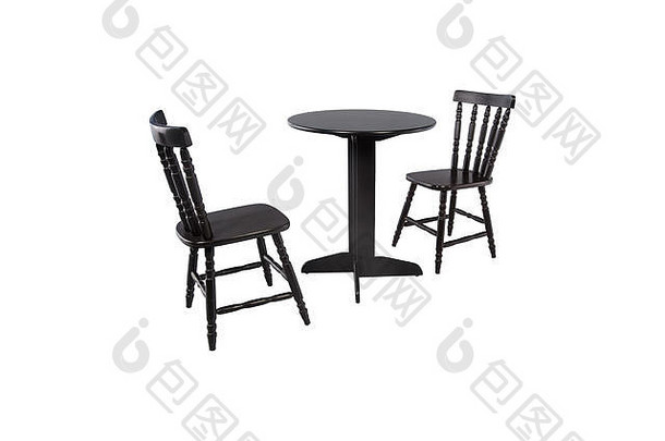 黑色的桌子，椅子与白色背景隔开。