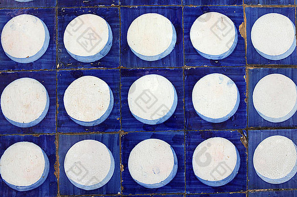 蓝色的白色阿祖莱霍瓷砖葡萄牙