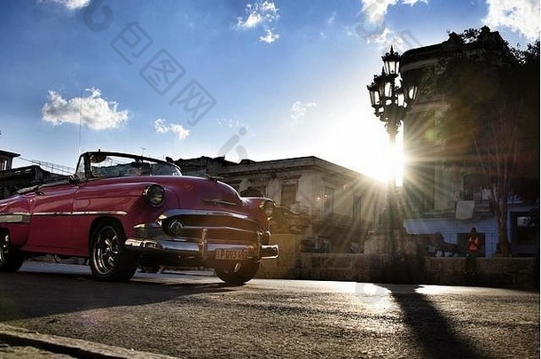 经典美国汽车哈瓦那古巴包括世界著名的耀。常见的限制冷战争